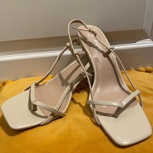 Square-toed fashion heels